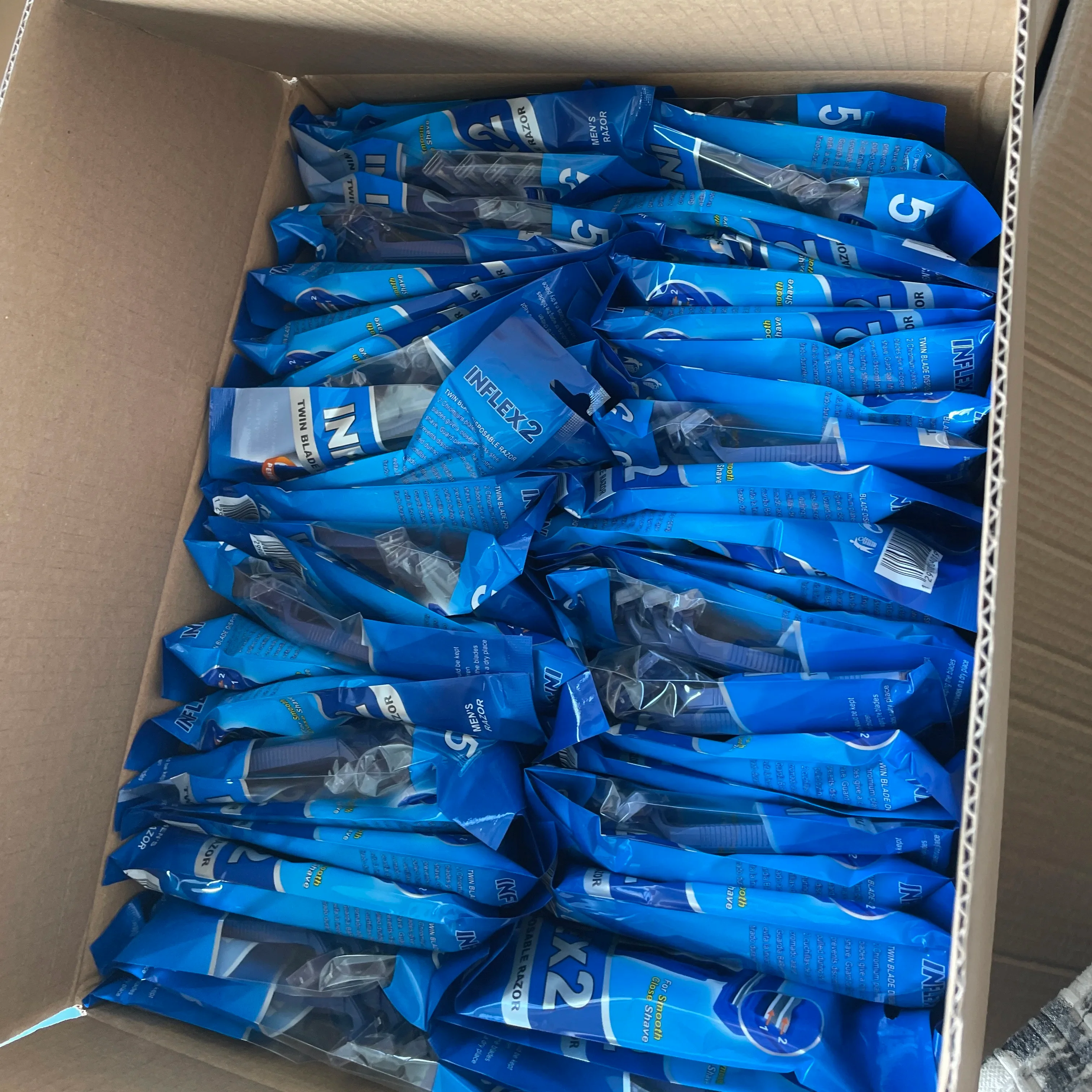 Color Box Blades Razors Men Wet Shaving Products Razor Shaving 2 Blade with Soap and Plastic Disposable for Male No Wet Face