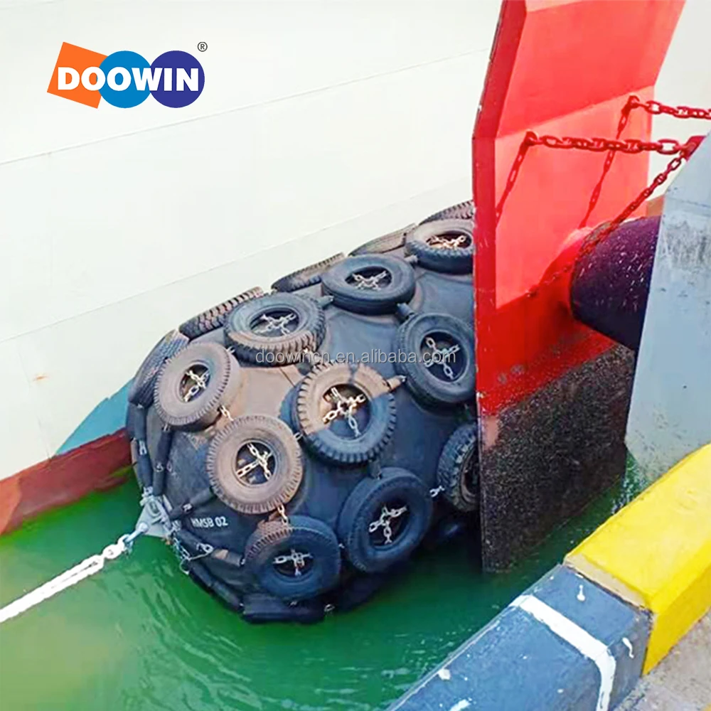 CCS Approved Floating Dock Pneumatic Yokohama Type Rubber Fender For Boat