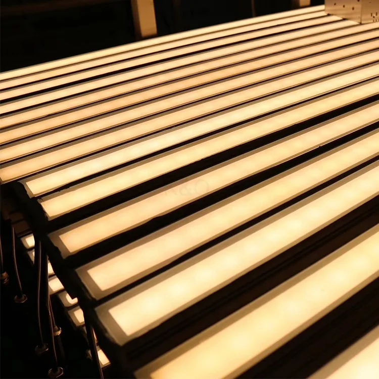 Outdoor LED Facade Lighting Fixture 18W RGB DMX IP65 Linear Light for building