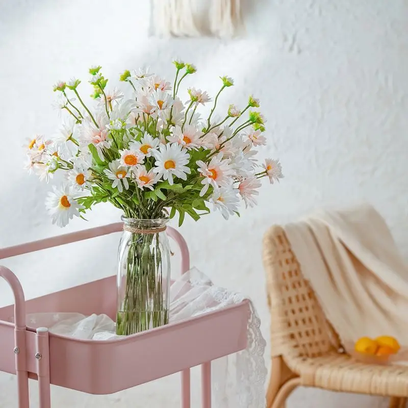 Hot sale silk small daisy artificial flower for indoor home decoration garden christmas