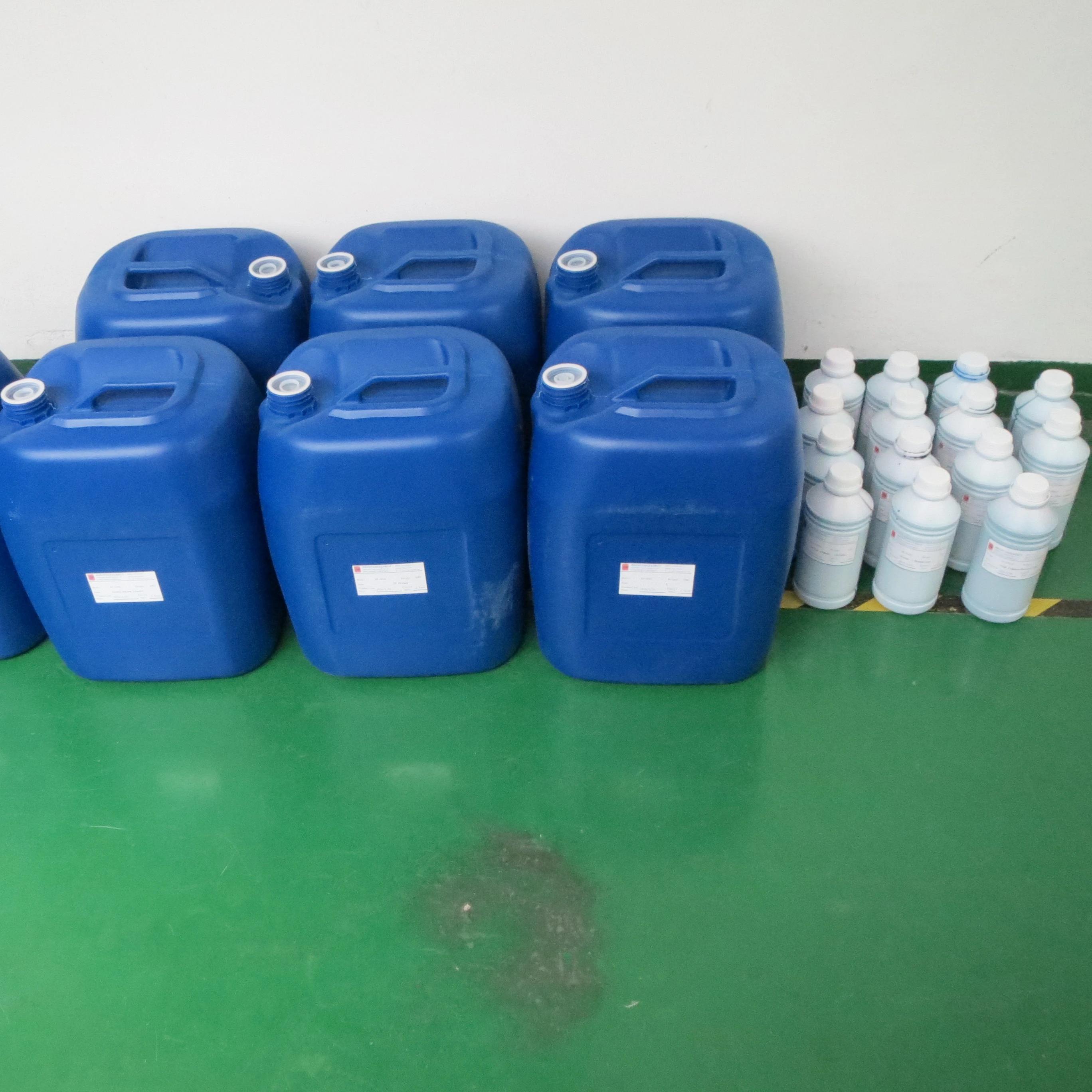 spray chrome chemicals