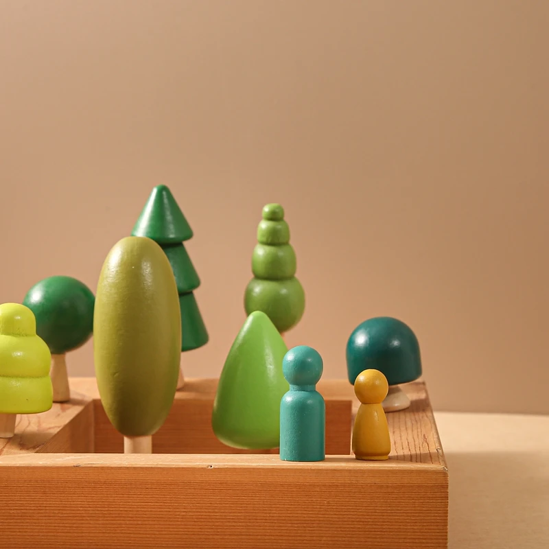 Lovely Wooden Forest Figurines Ornaments For Kids To Play Toy Sets