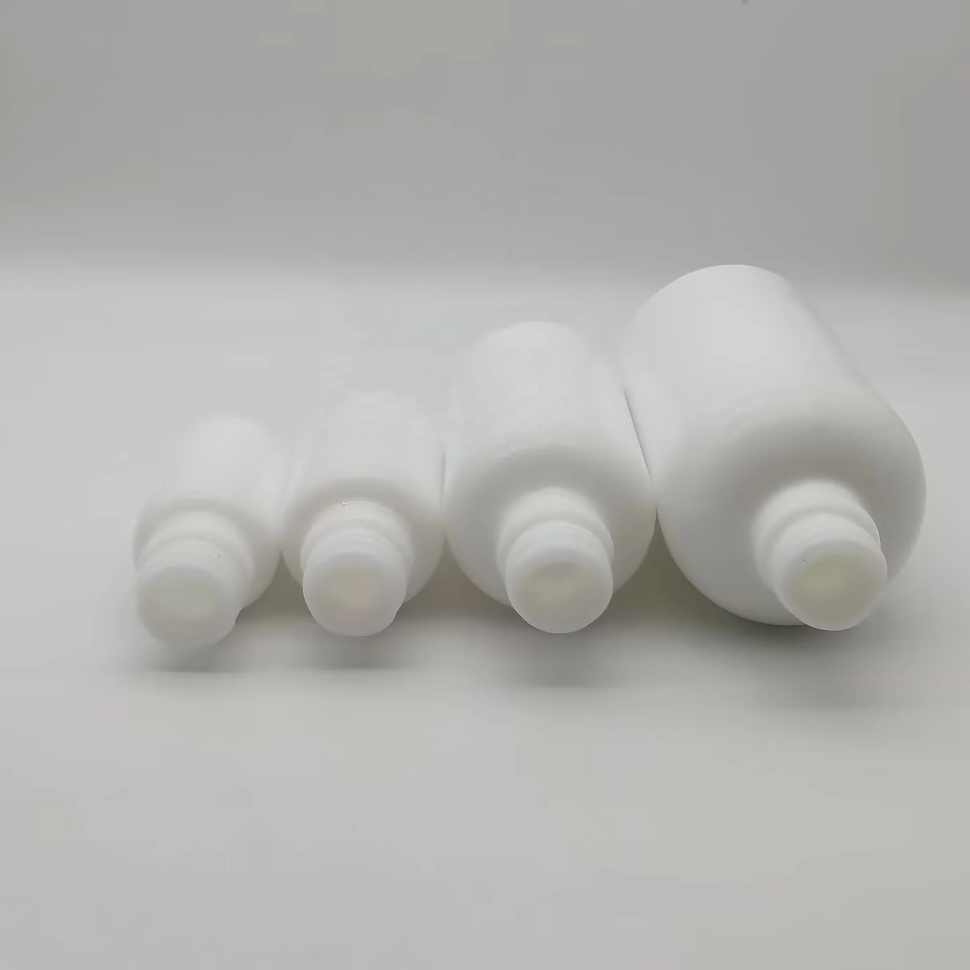 Hot Sale White Porcelain Opal Tablet Pill Bottle 5-100 ml DIN 18 mm for use with essential oils, perfume, liquids.