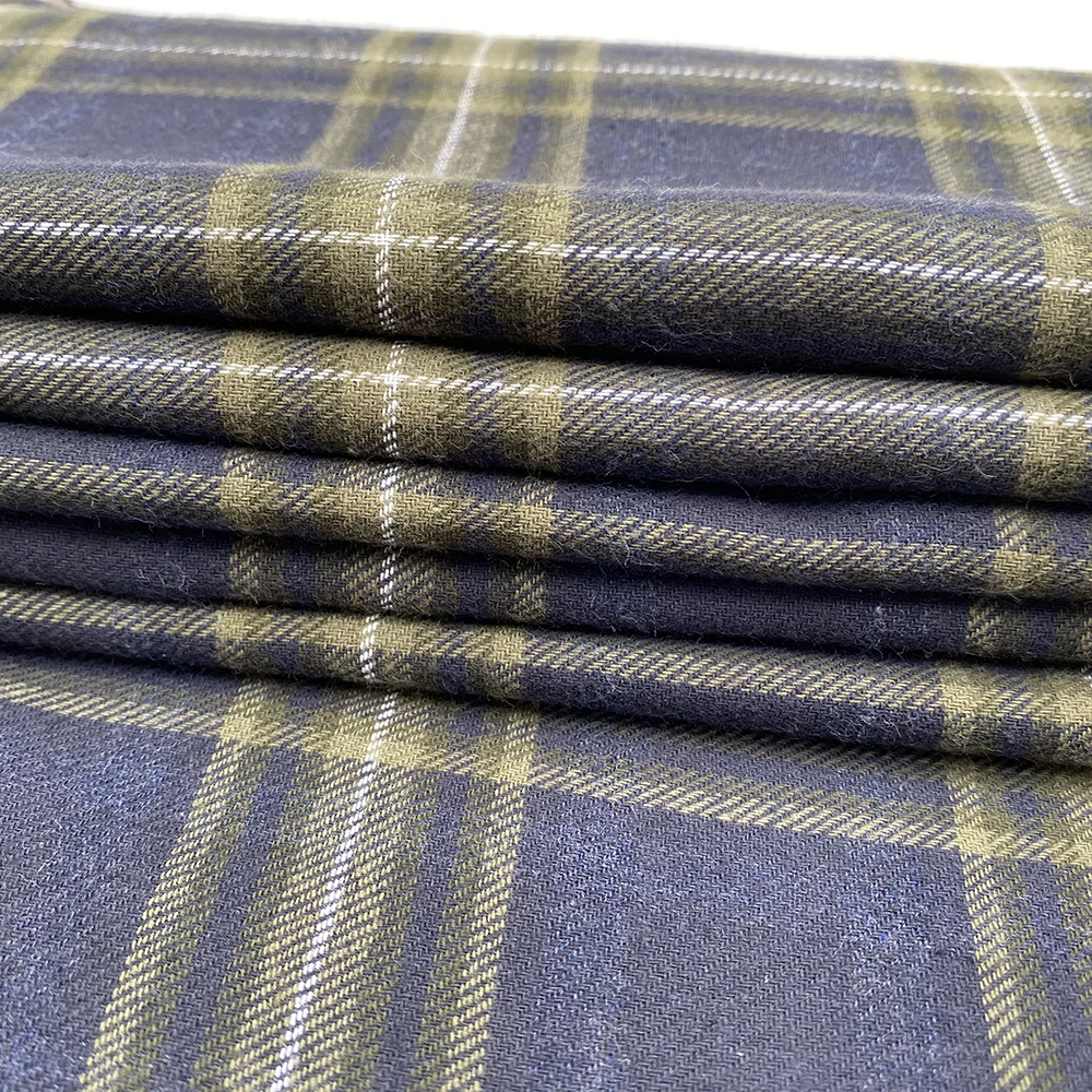 
Customizable 10*10 Yarn Count Yarn Dyed Flannel Woven Combed Fabric For Dress 
