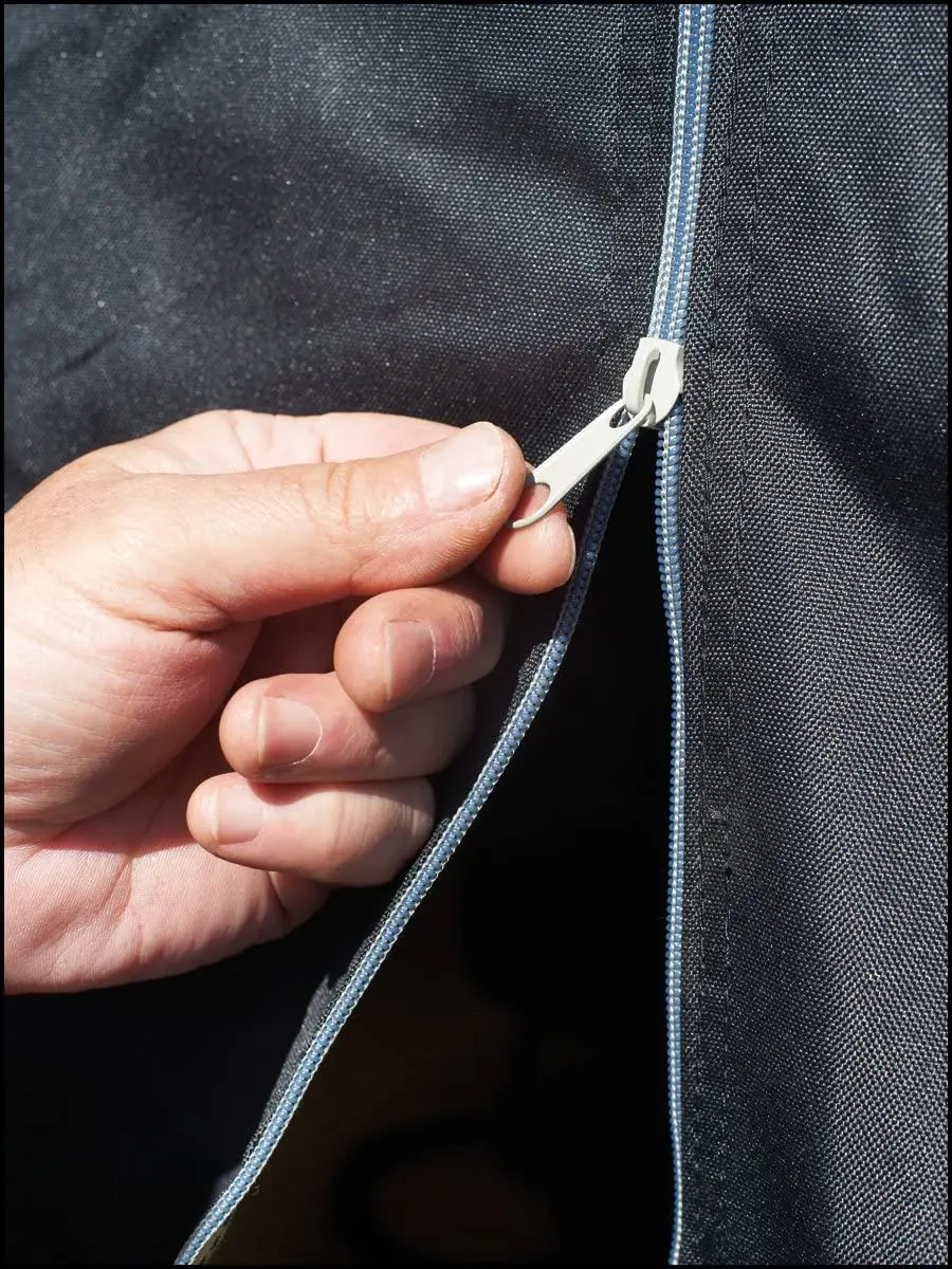 Heavy-duty waterproof forklift cover, anti-ultraviolet, easy to use zipper storage cover, customized