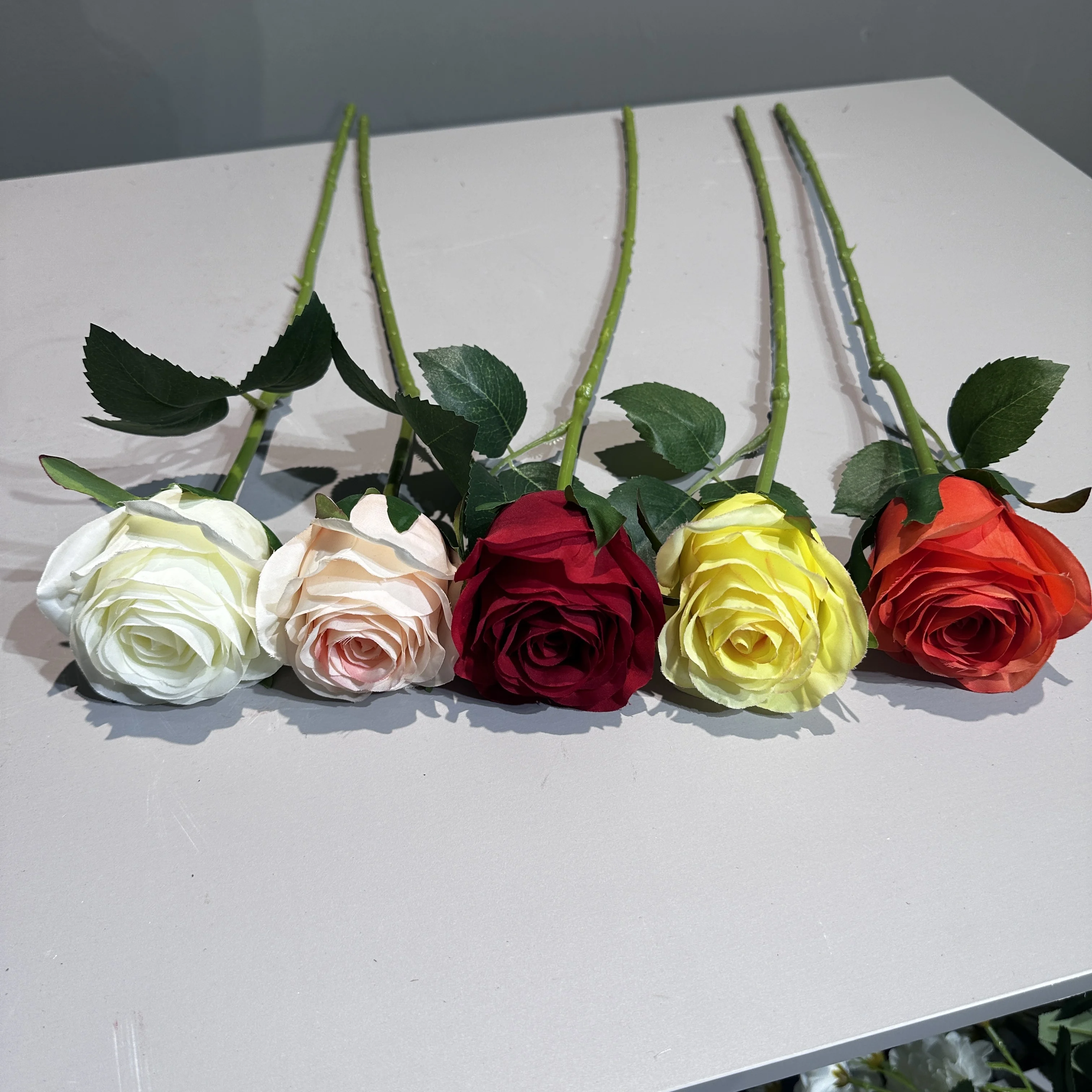 New style Hot Selling Artificial Moisturizing Glued Real Touch Rose Flower for Home Wedding party Decoration