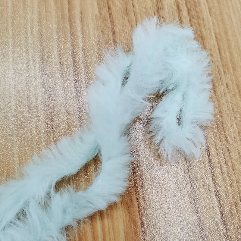 Low MOQ Fancy 100% Polyester Chunky knit Fluffy Faux Comfortable Hats Scarf Blanket Fake Fur Hand Crochet Yarn