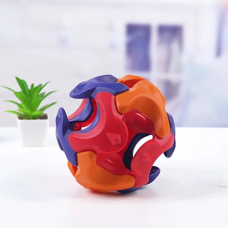 Building Block Toy Creative Ball Assembly Disassembling Toy Ball Toddler Kids Montessori Toy Piggy Bank Maze Ball