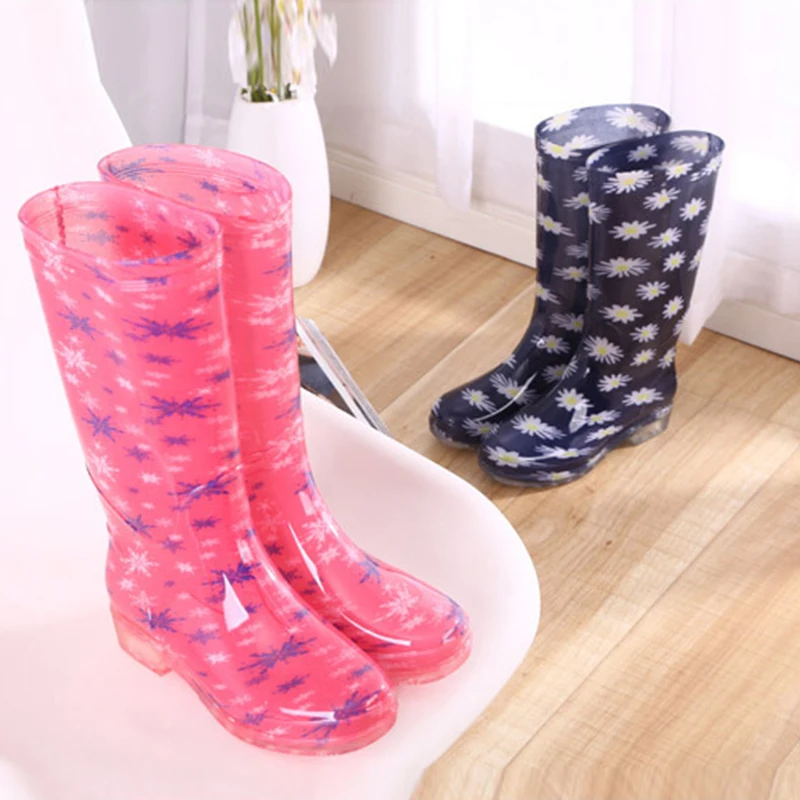 2022 Лидер продаж Модные женские цветочные ботинки рабочие дождевые сапоги Водонепроницаемые, Нескользящие и износостойкие резиновые сапоги оптовая продажа