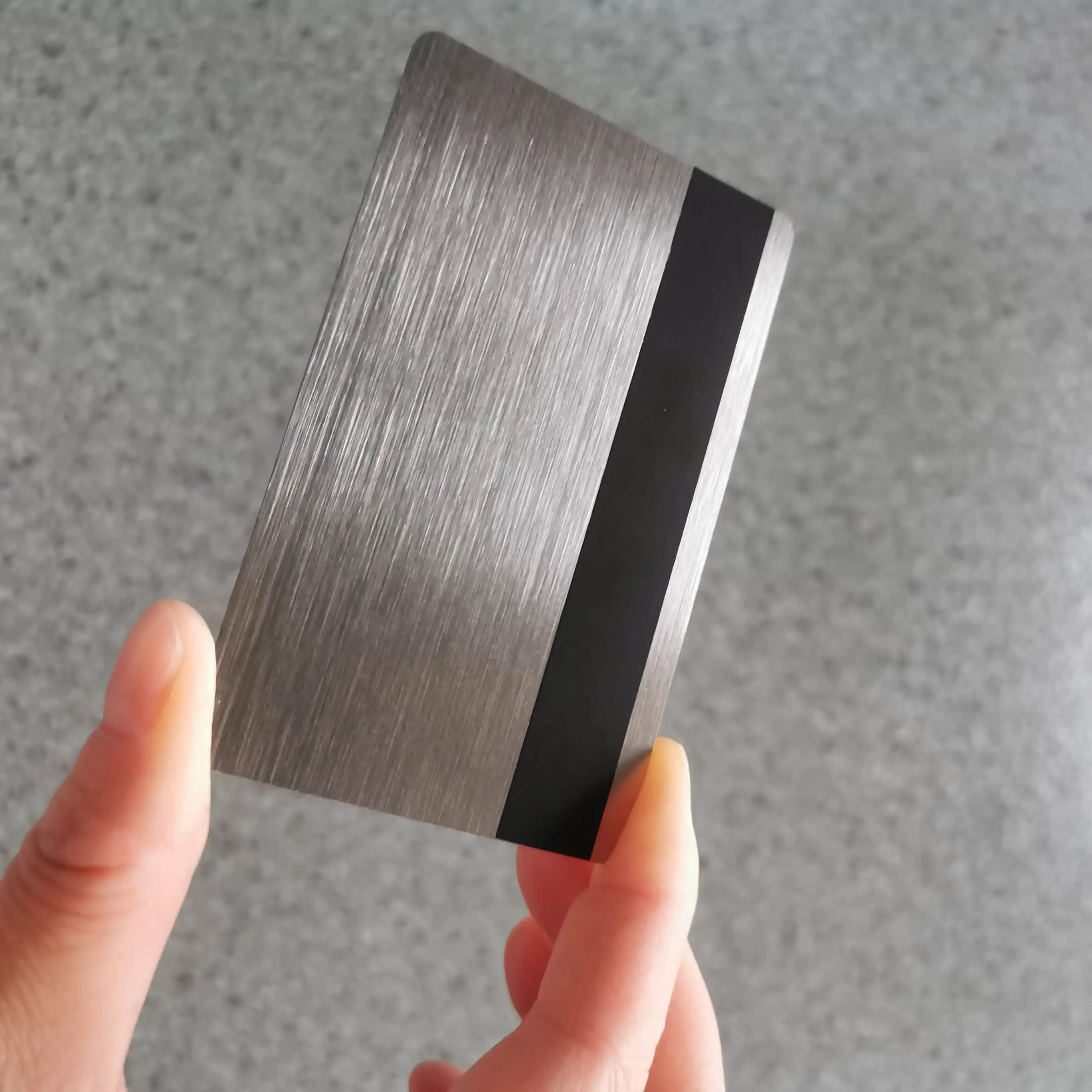 New Fashion 12.5mm and 9mm Magnetic card Customized Personalized Logo/Packing Card Magnetic metal card