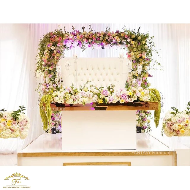 Hot acrylic gold mirror rectangular groom and bride table wedding use cake table for party display wedding decoration