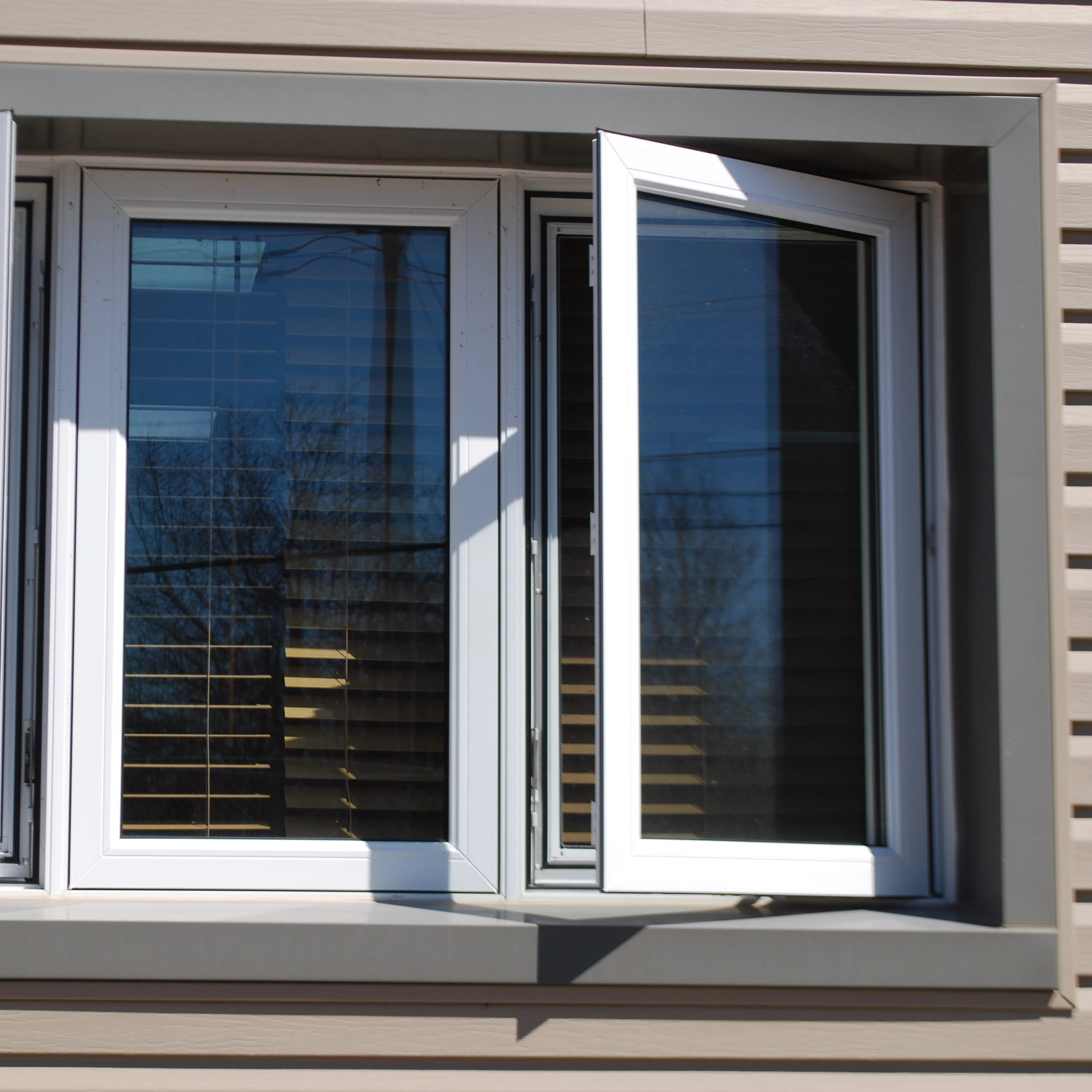 Tempered glass aluminum window white frame double glazed  aluminium inward opening casement window