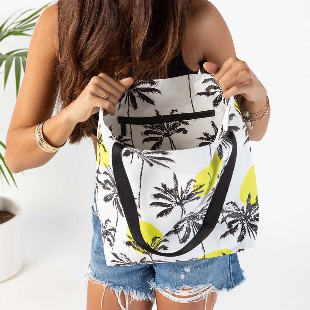 Custom coconut tree black printing large Reversible tote tyvek shopper beach tote, OEM ODM tyvek bag waterproof