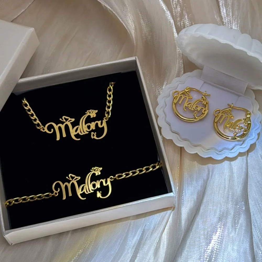 QIUHAN 3pcs Nameplate 20mm Hoop Earrings Letter Bracelet Jewelry Gift Kids Butterfly Custom Name Set