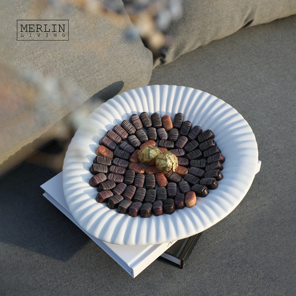 Merlin Living Minimalist White Ceramic Fruit Plate Ceramic Home Decor Fruit Bowl Nordic Home Decor Chaozhou Ceramic Factory OEM