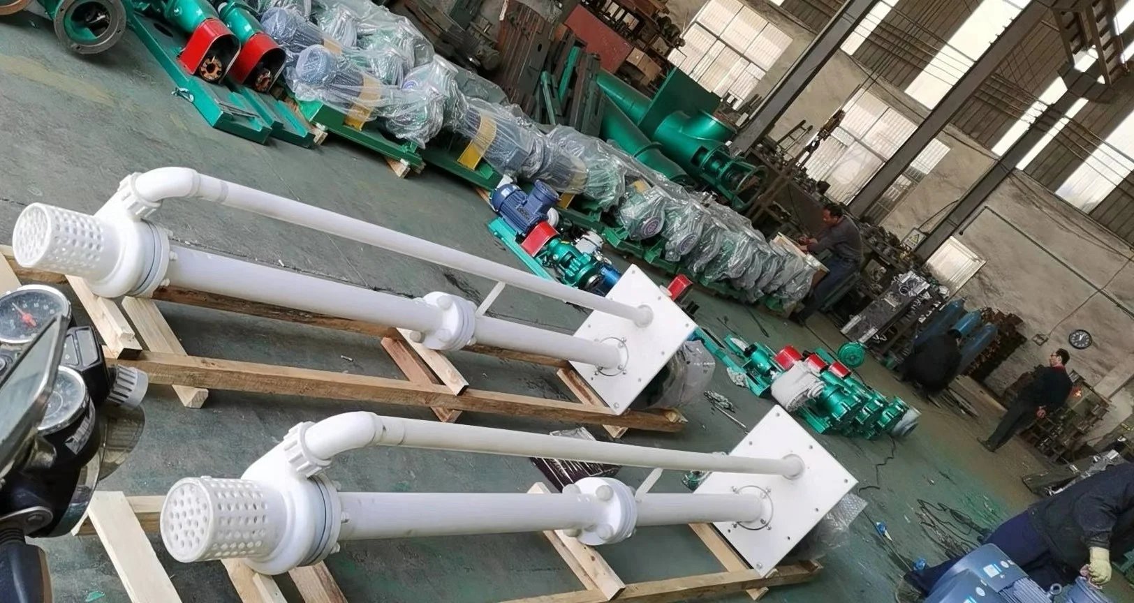 Submerged pump  API610 standard  VS series Corrosion resistant long shaft Acid alkali Alloy pump sulphuric or hydrochloric acid