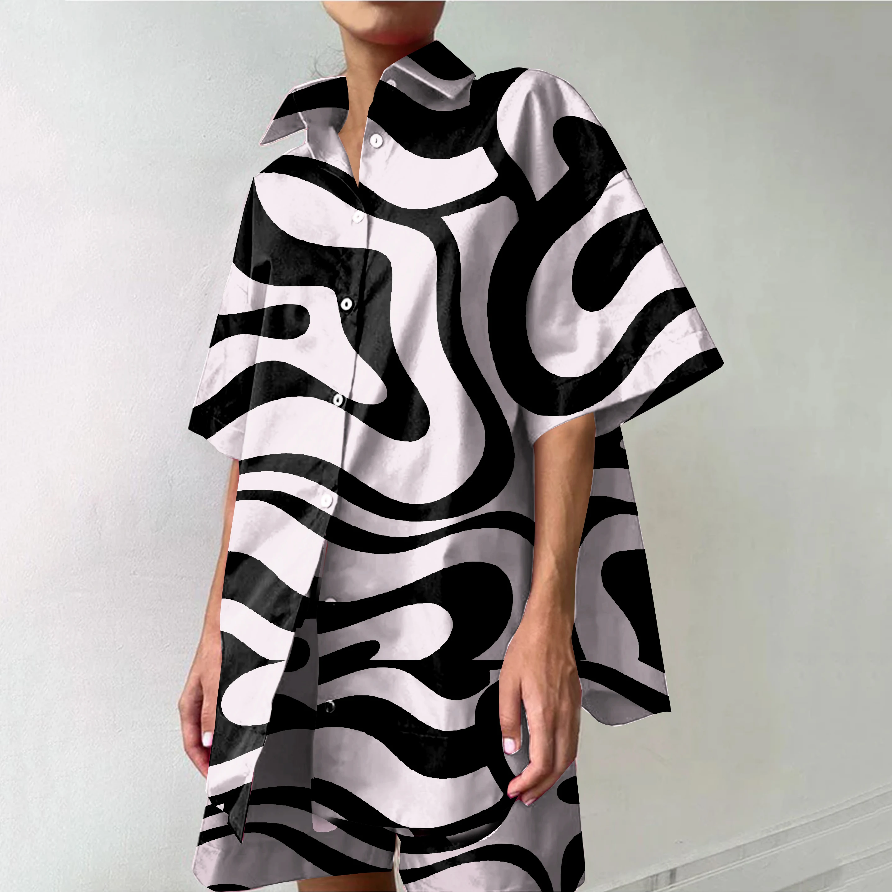 Wholesale high quality 2 piece set women Casual Loose custom print Short Pants and t Shirt summer 2023 women clothing