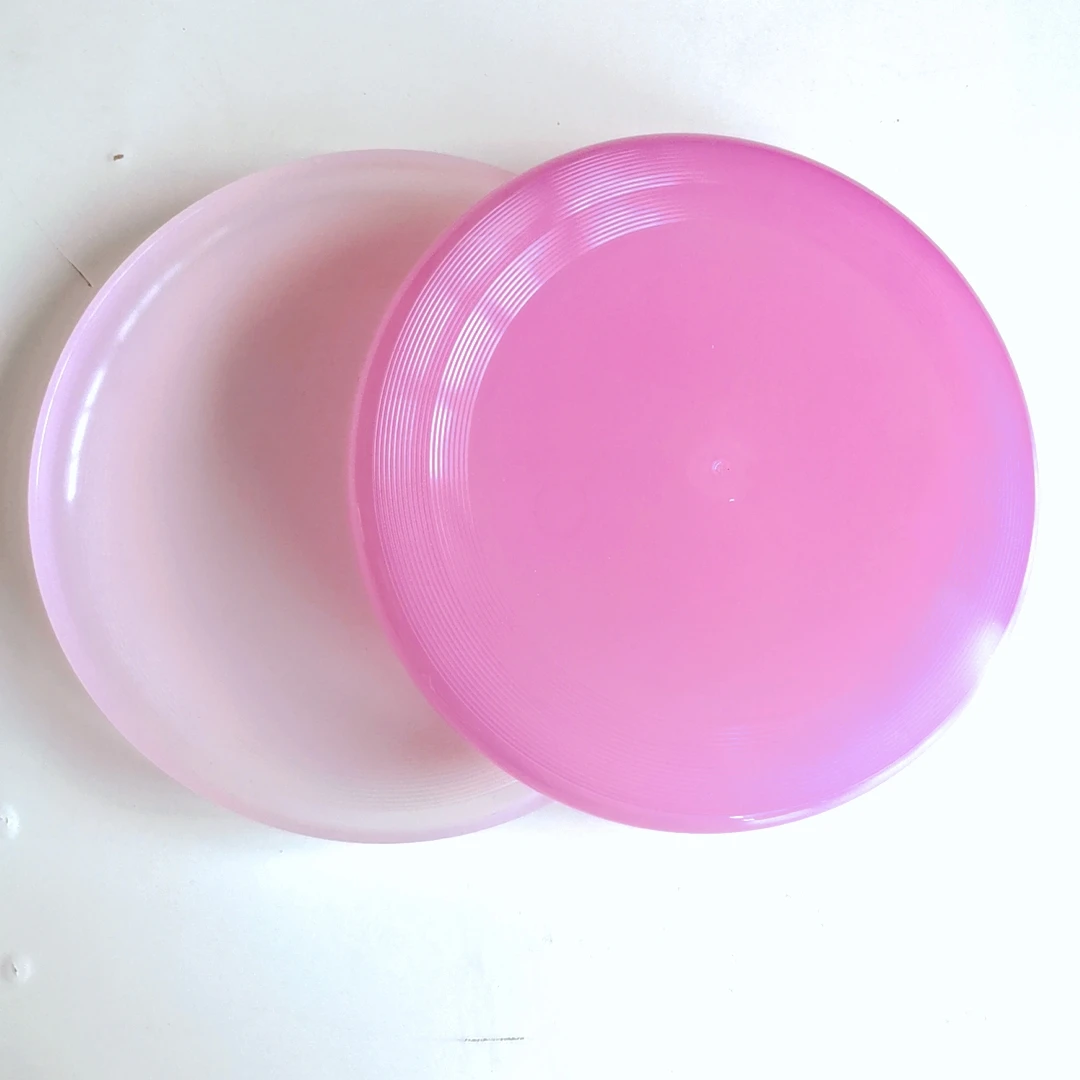 Hot Selling Innovative Outdoor UV Sensitive Color Changes Dog Flying Disc Game