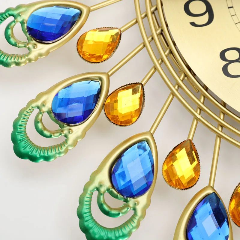 European style peacock wall clock, living room clock, modern decoration, silent wall hanging
