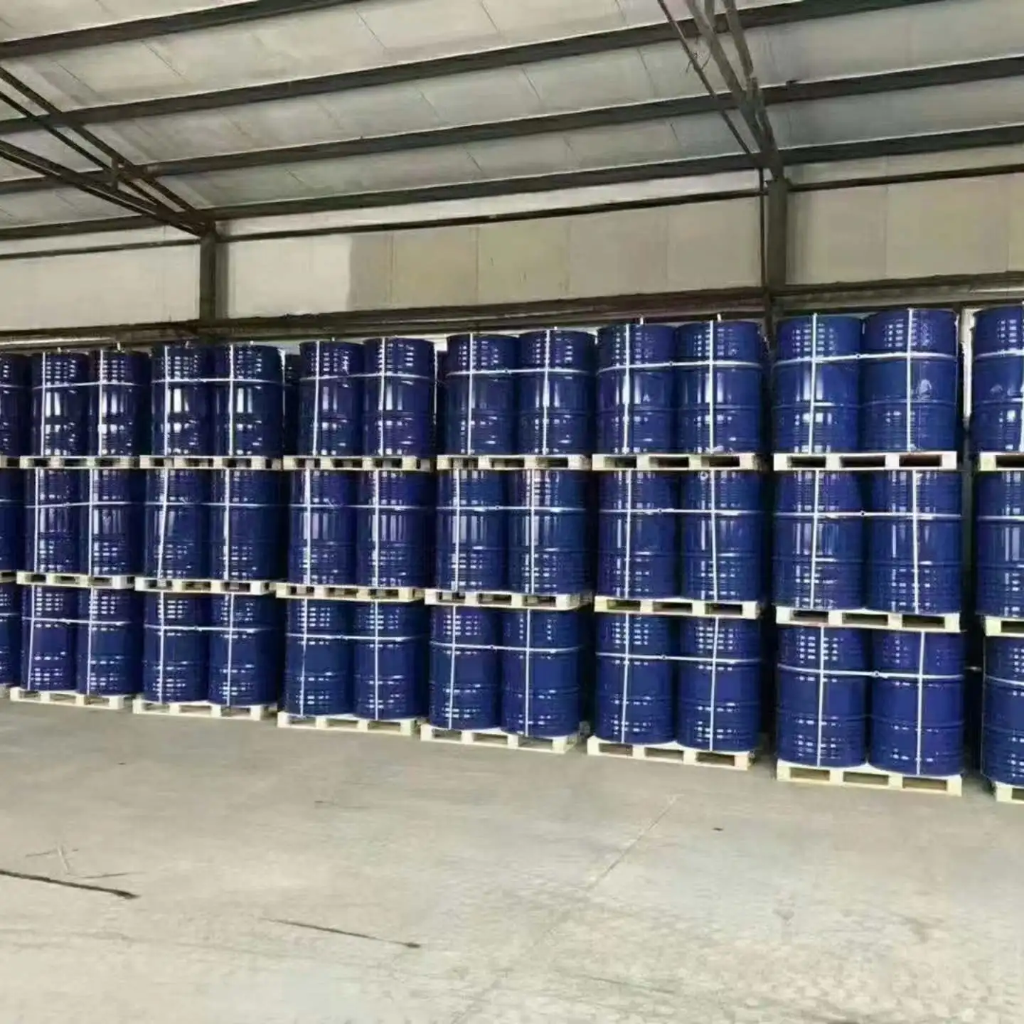 Китай высокой чистоты заводская цена ксилол 1330-20-7 C8H10 высокое качество CAS 1300-72-7