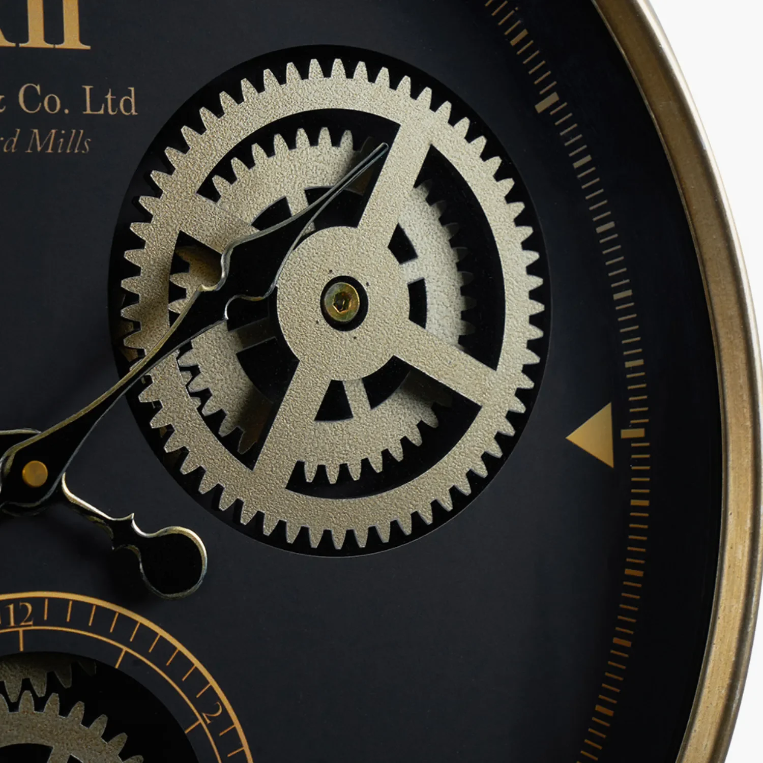 Modern Wall Clock Metal Mechanism Gear Clock With Real Moving Gears For Home Decor