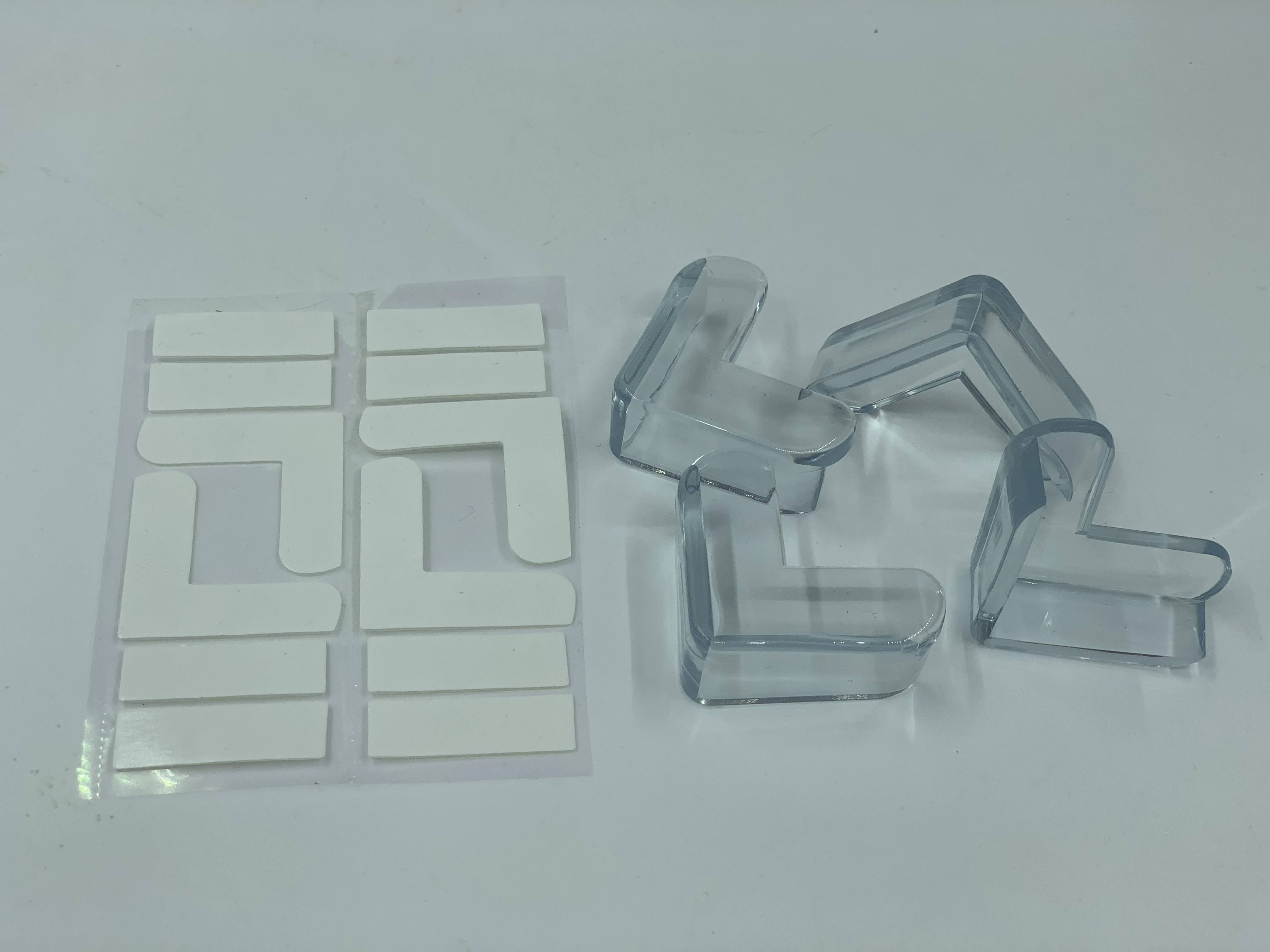 High Resistant Adhesive Edge Protection Child Safety Guards PVC Baby Proof Corner Protector