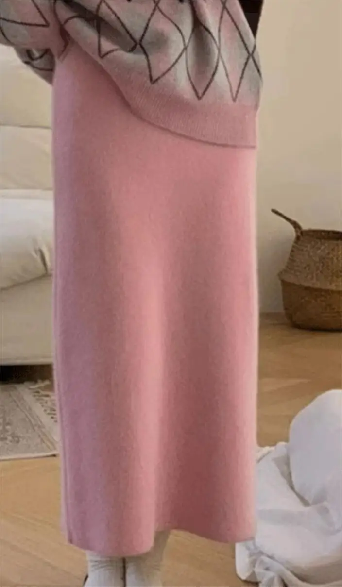 Factory Wholesale New Style Fashion Customized Support  Winter Warm Women Knit Cashmere Long Skirt