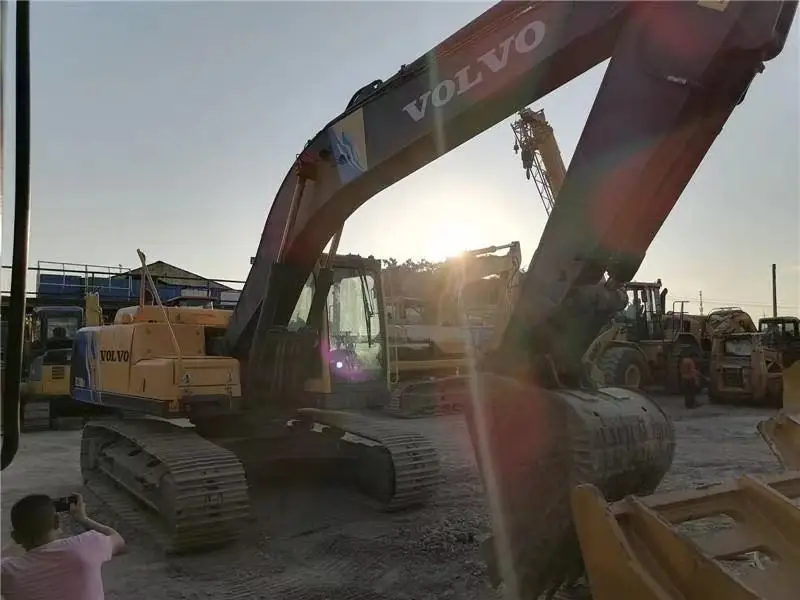 Low Price Used Volvo 210BLC with Excellent Performance Secondhand construction machinery Volvo 210BLC