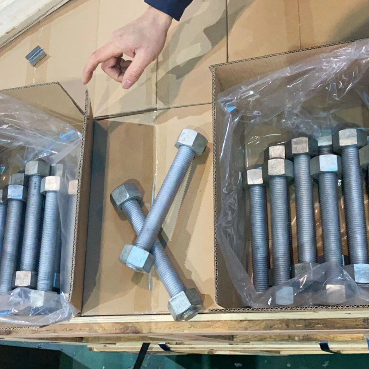 M100 Zinc Coating DIN 975 A193 B7 Alloy Stud Bolt A193 B7