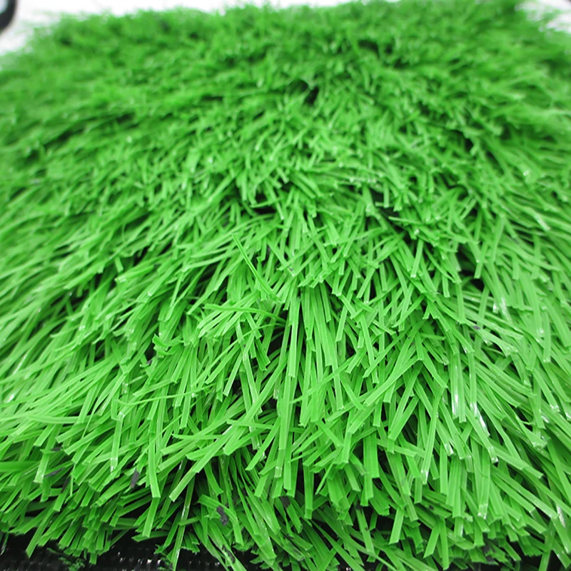 High-Density Artificial Grass Carpet Roll Top Selling Garden Green Turf for Soccer Football Fields