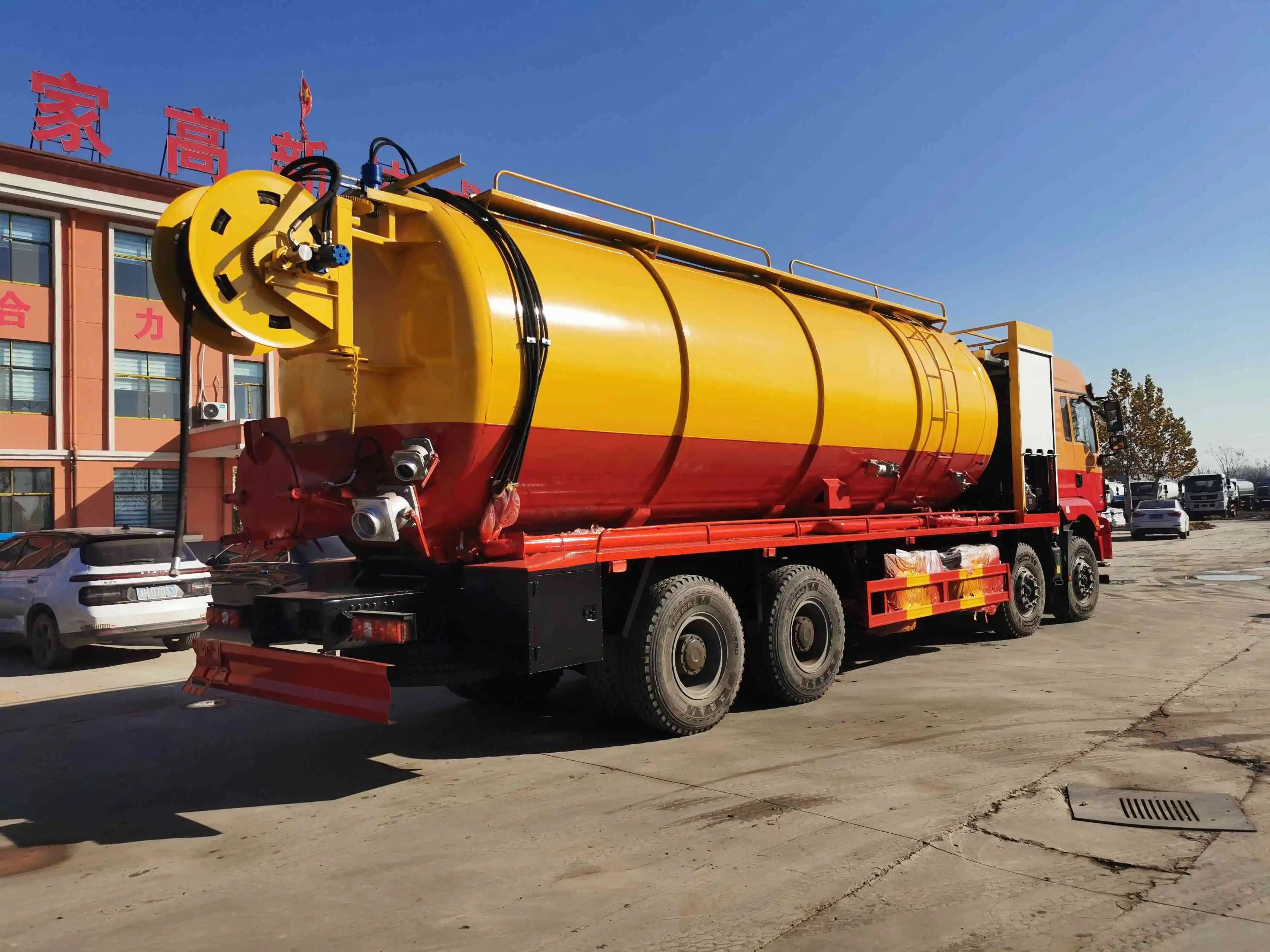 Dongfeng 22 square 8x4 drive sewage drainage truck used sewage pump truck on sale