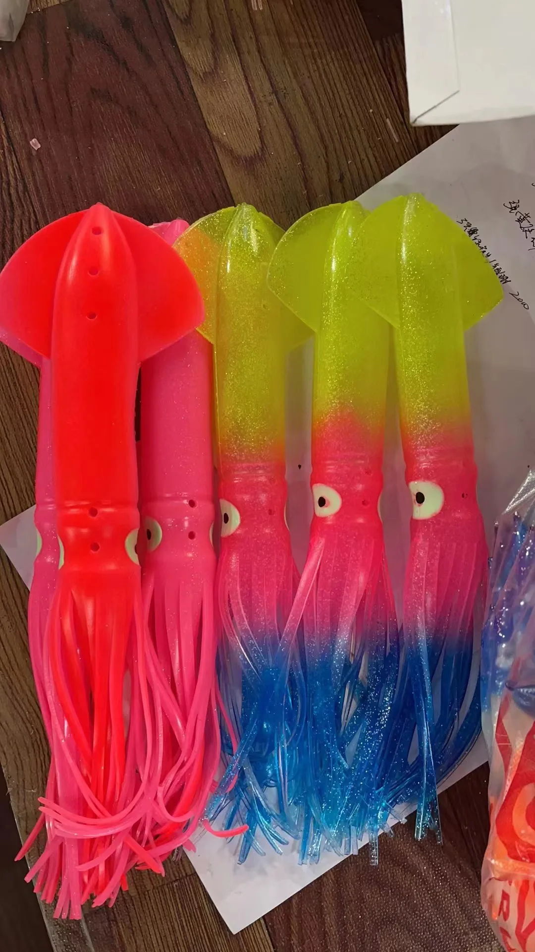 30cm/12Inch Soft Octopus Skirt Luminous Fishing Bait Saltwater Tuna Fishing Squid With Ear