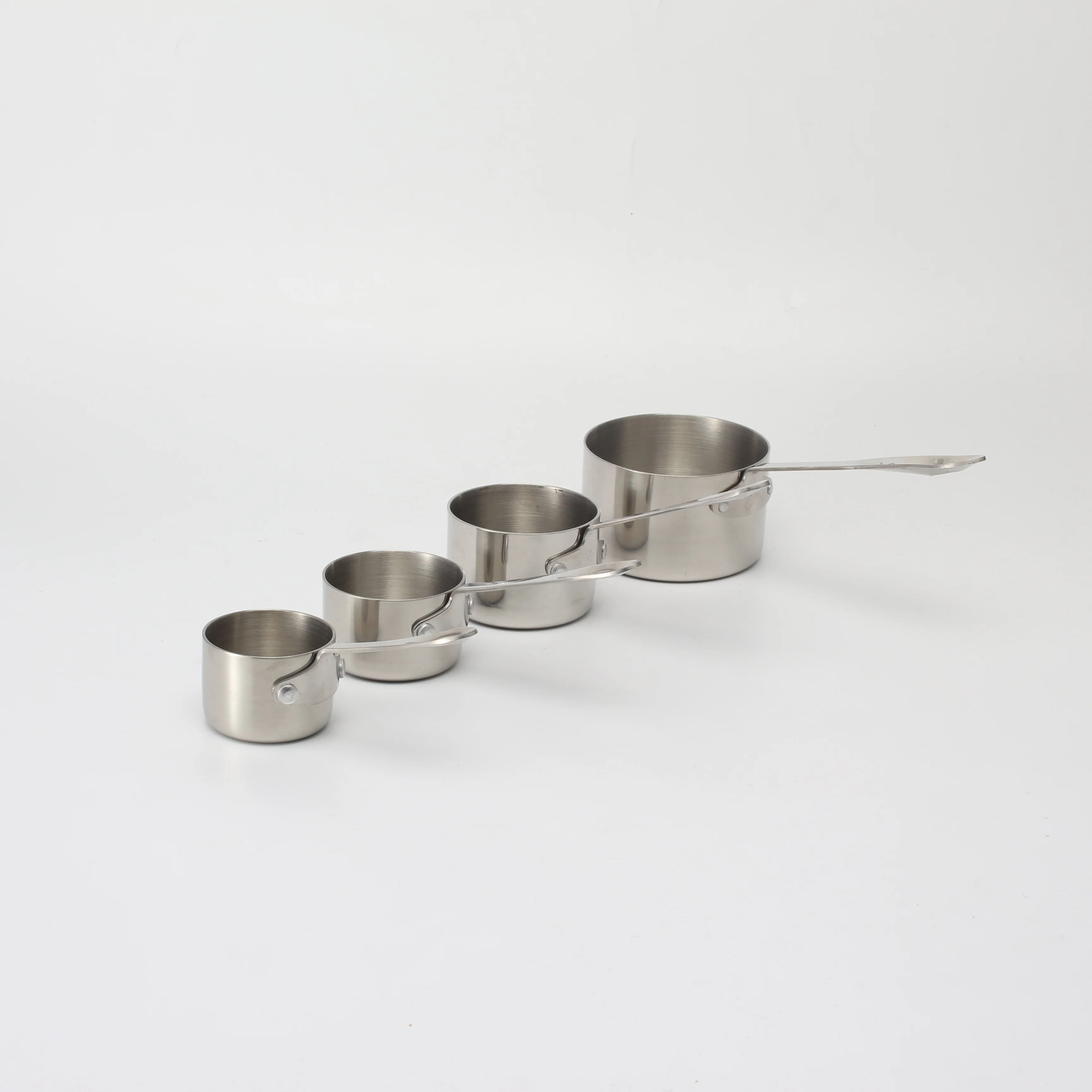 Newest Heavy Duty  Measuring cup set of 4 Salad Saucer Snack bowl Dessert cup Gravy Boats