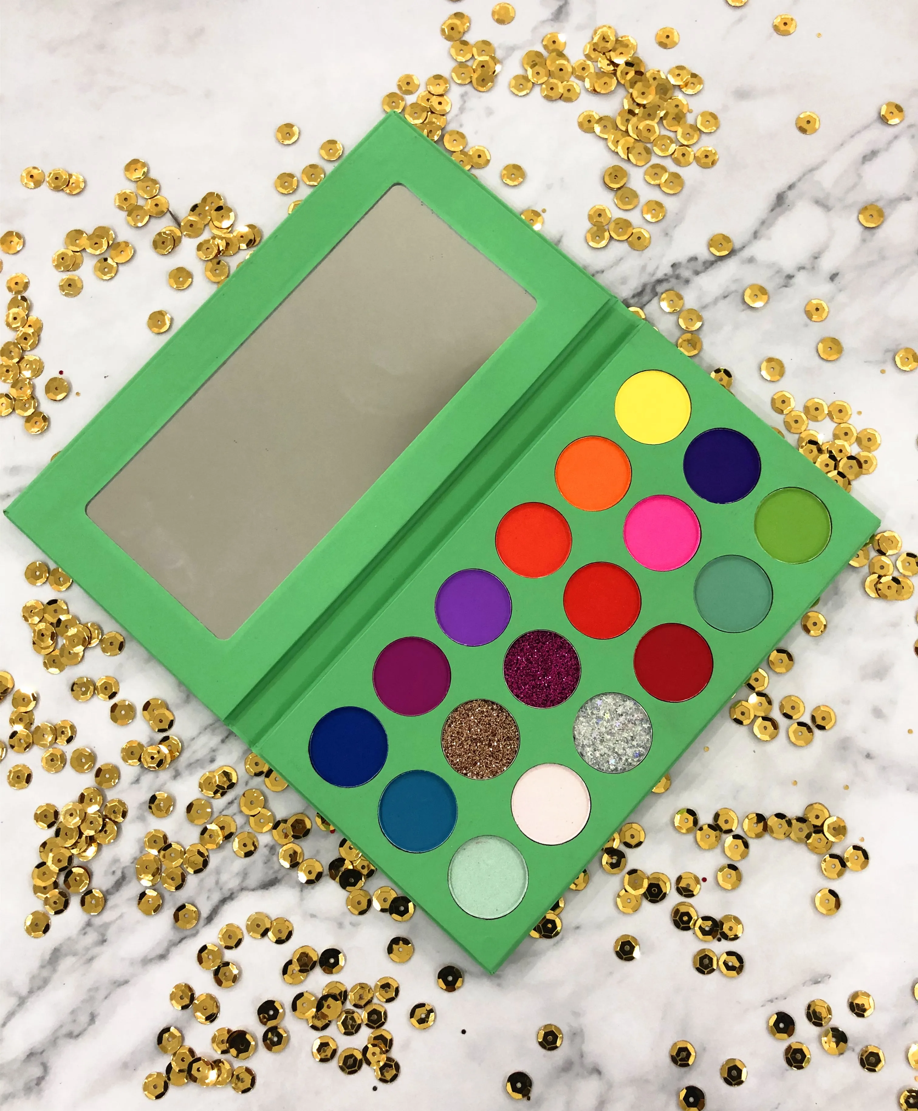 Wholesale Cheap Sombra Eye Shadow 18 Color Nude Makeup Shimmer Eyeshadow Palette