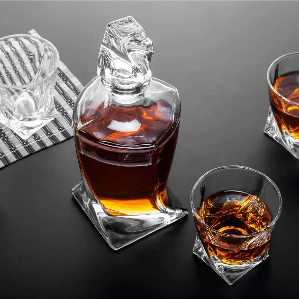  High Popular Drinking Cup Good Quality Bar Traditional Garden Tools with Crystal Whisky Glasses High-Clarity Twist