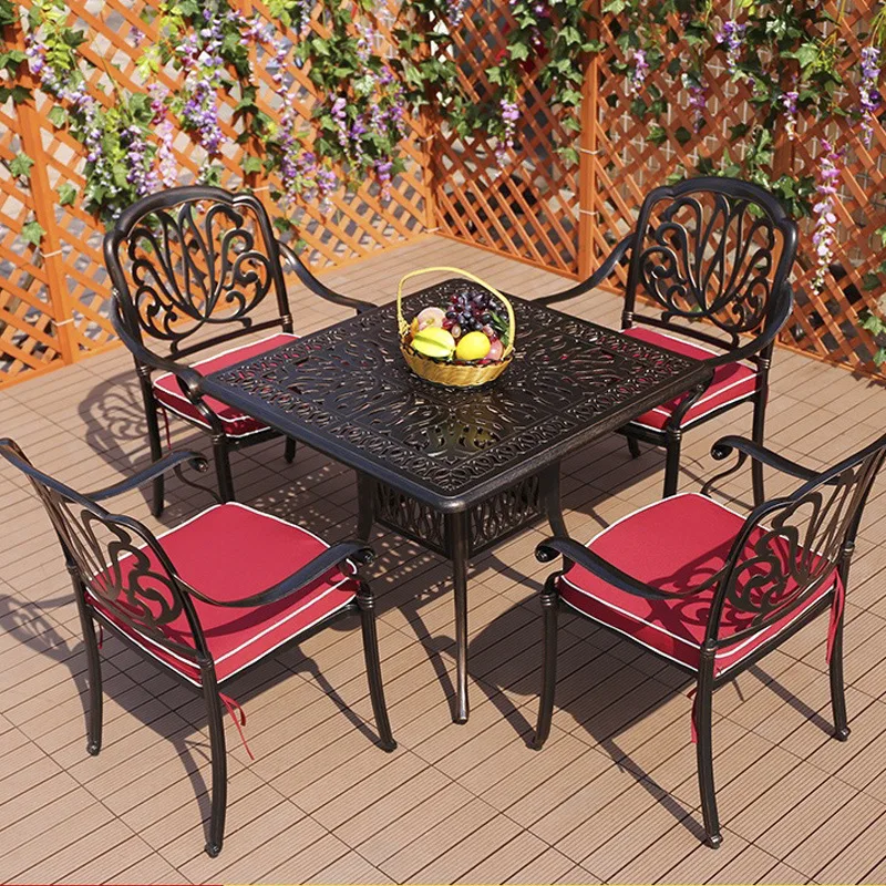 Outdoor Table and Chair Cast Aluminum Courtyard Balcony Furniture Combination Three-piece Set European Style  Garden Casu