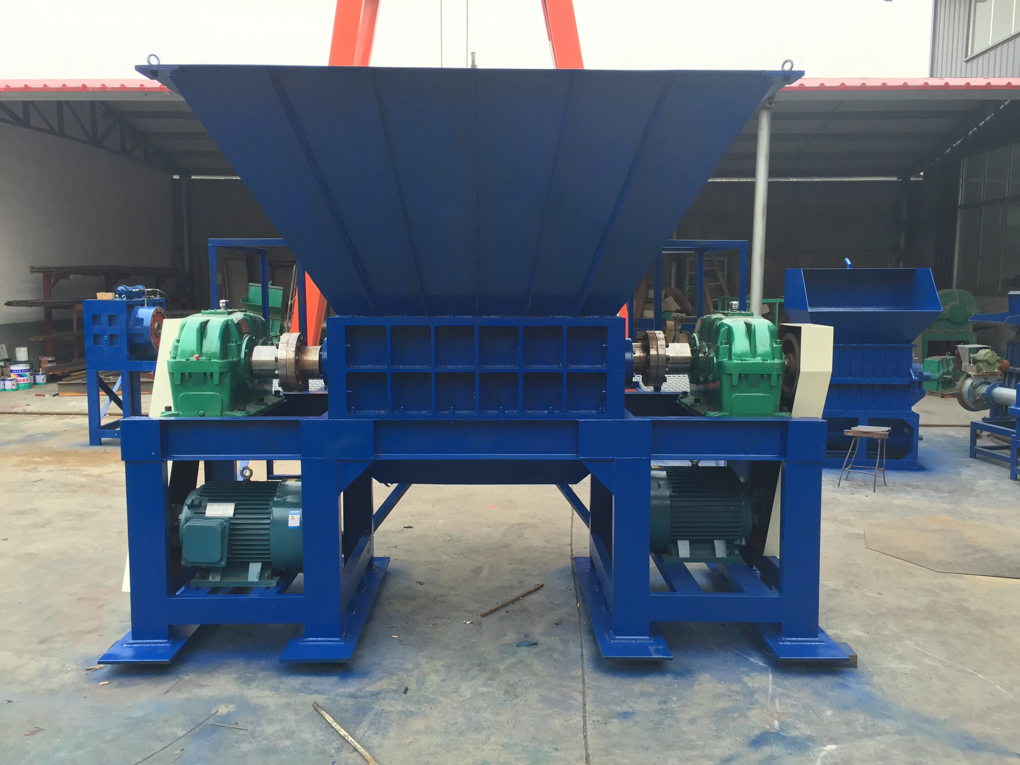 Factory price plastic crusher double shaft  for recycling waste plastic shredder