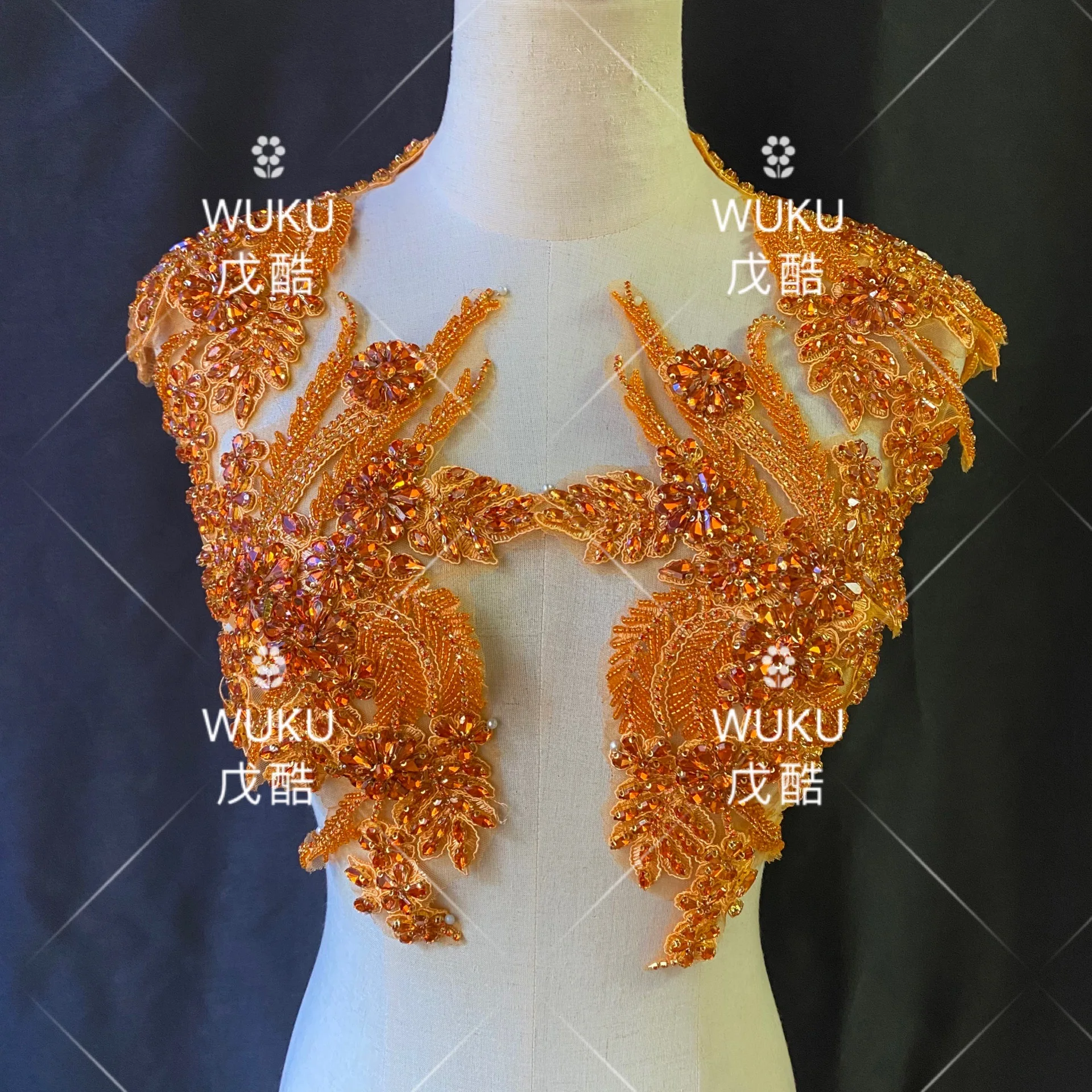 Кристальная Кружевная аппликация в светло-оранжевом