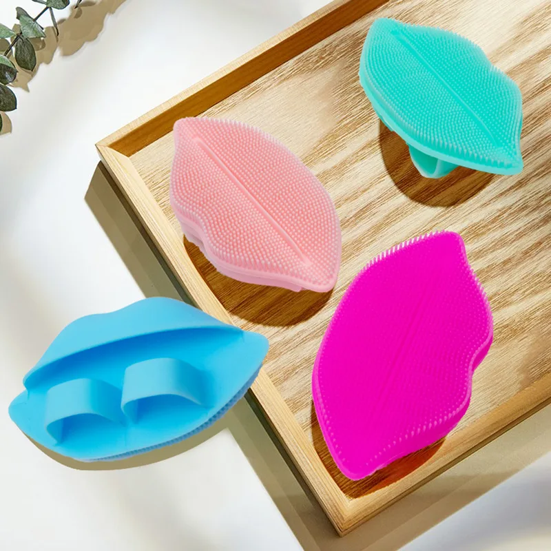 Lip Shape Exfoliating Face Cleaning Scrubber Silicone Face Facial Cleansing Brush