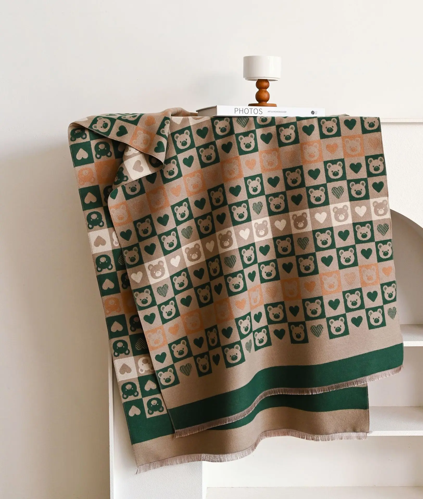 New Style Custom Brand Luxury Scarf Heart Bear Block Print Scarves Winter Women Cashmere Pashmina Scarf