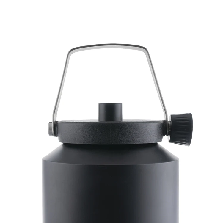 Stainless Steel 1 Gallon BPA Free Water Bottle Wholesale 128 oz insulated Growler Jug With Handle Lid