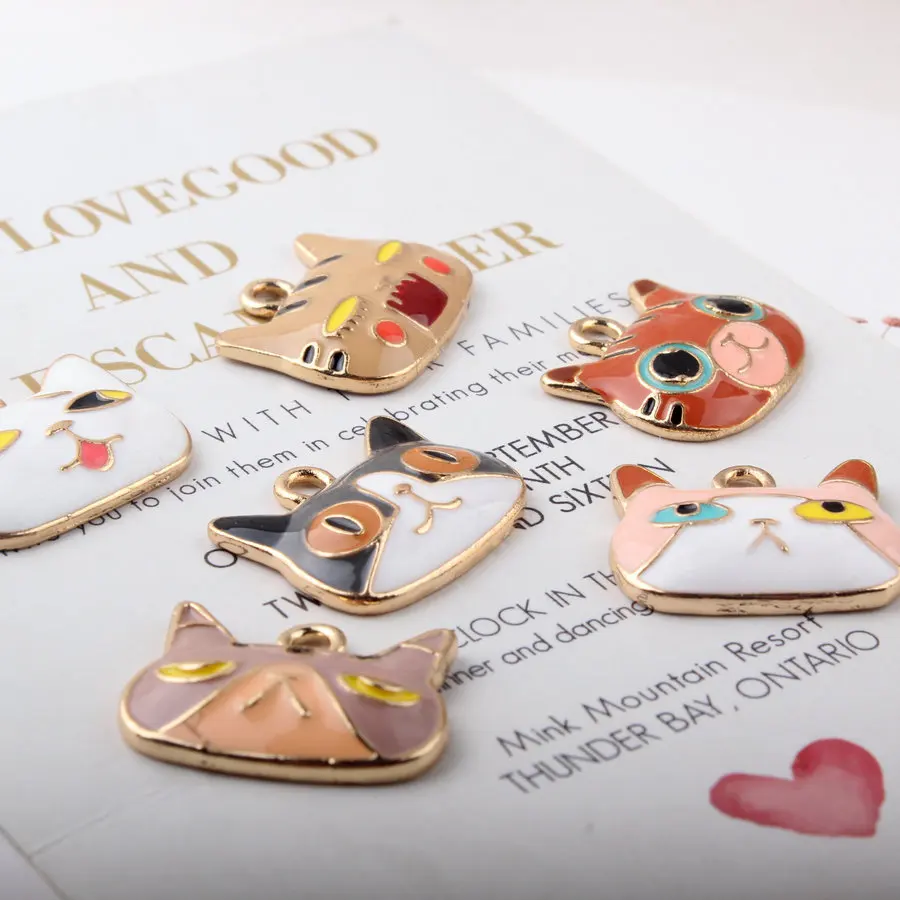 20x25mm DIY Gold Plated Zinc Alloy Jewelry Making Accessories Enamel Enameled Cute Cartoon Animal Big Face Cat Pendant Charm