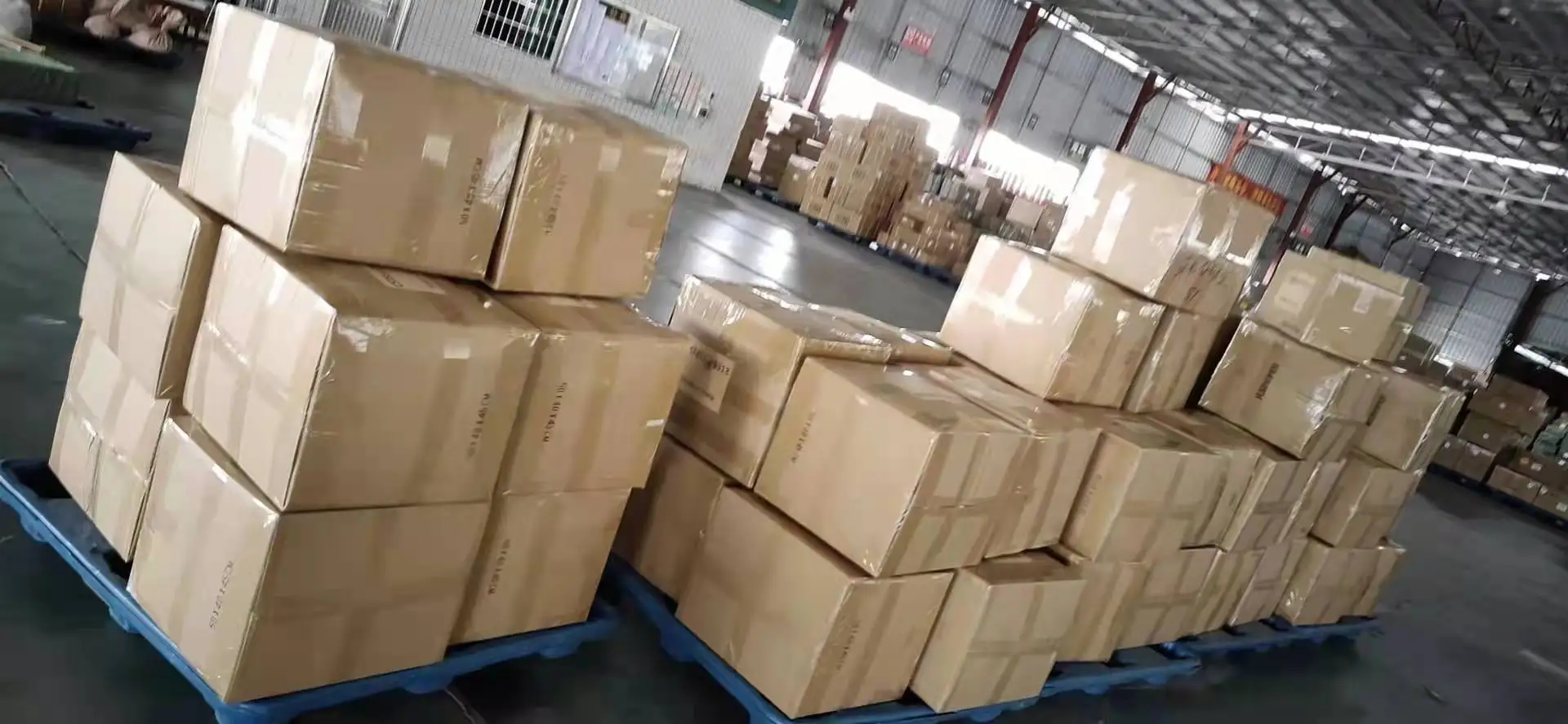 Comfortable Hard Bottom Pet Sling Bag Adjustable Wide Straps Dog Single Shoulder Bag Portable Outdoor Sling Travel Dog Bag