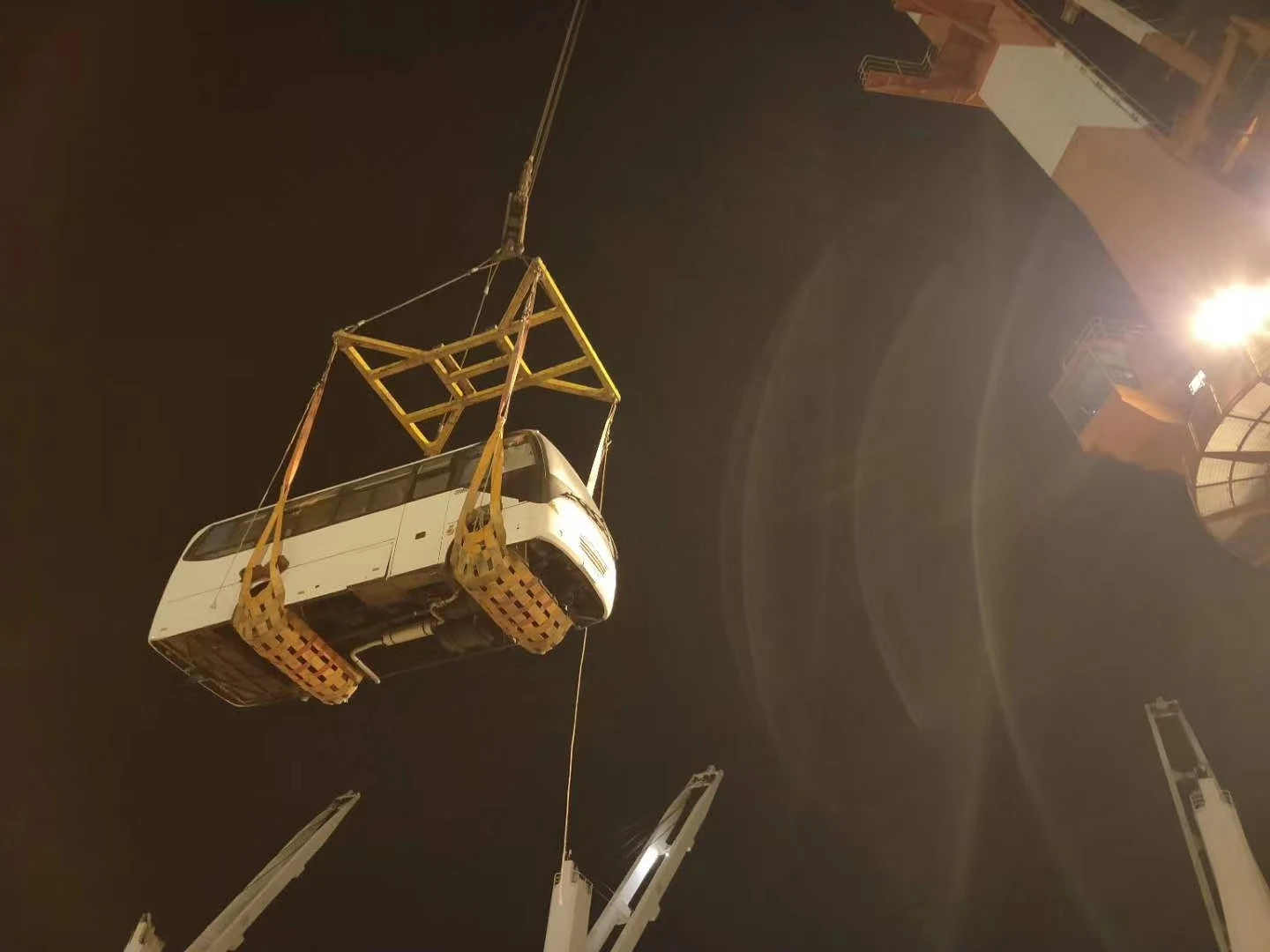 Second Hand  2017 Yutong Passenger Coach Bus with 247KW