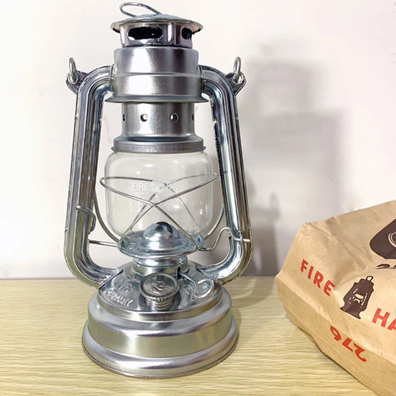 Multifunctional Retro Kerosene Lights Camp Lamp Metal Oil Lantern for Outdoor Camping