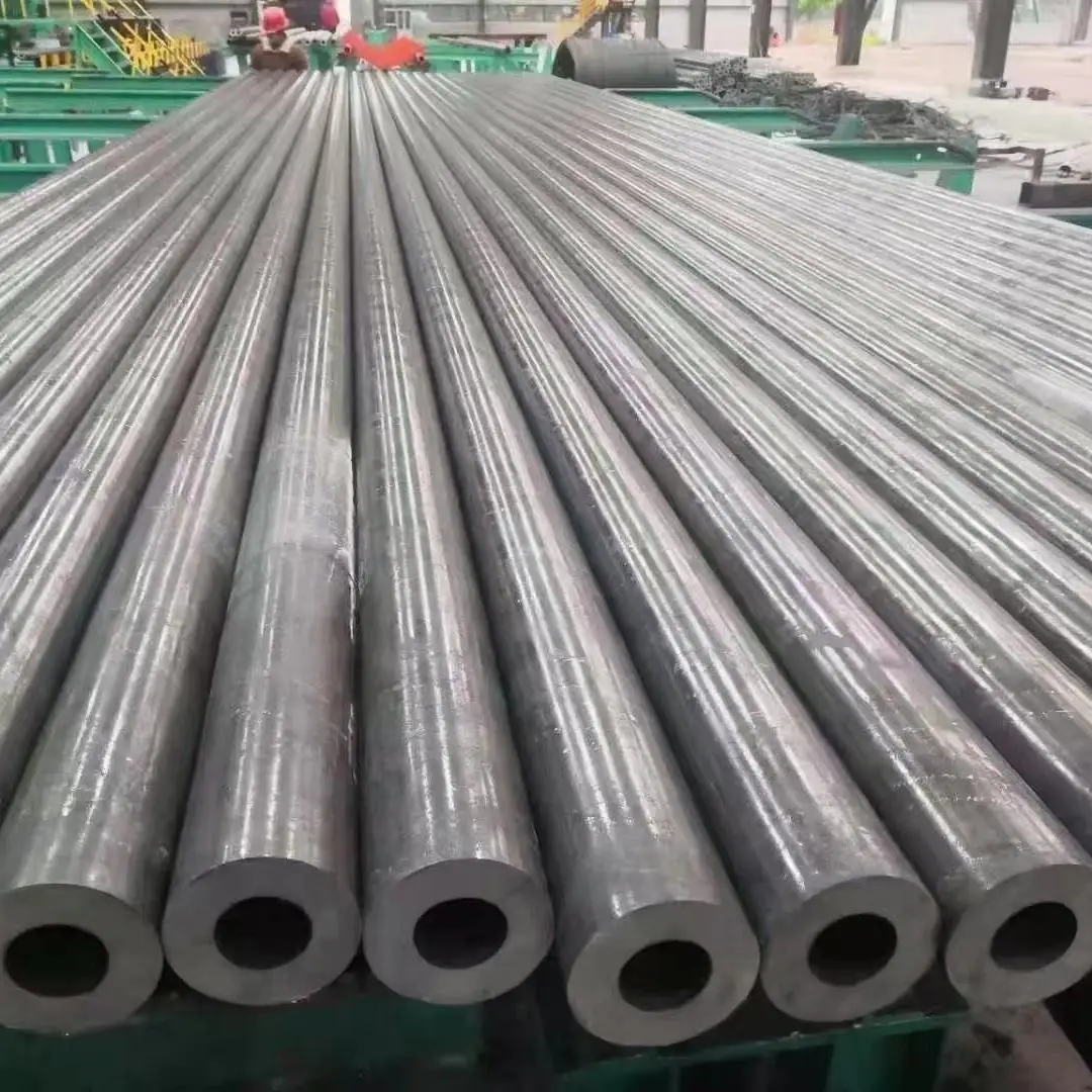 Hot Sale DIN Hot Dipped Galvanized API Certified ASTM Standard Welded Steel round Pipes for Drill and Oil Applications