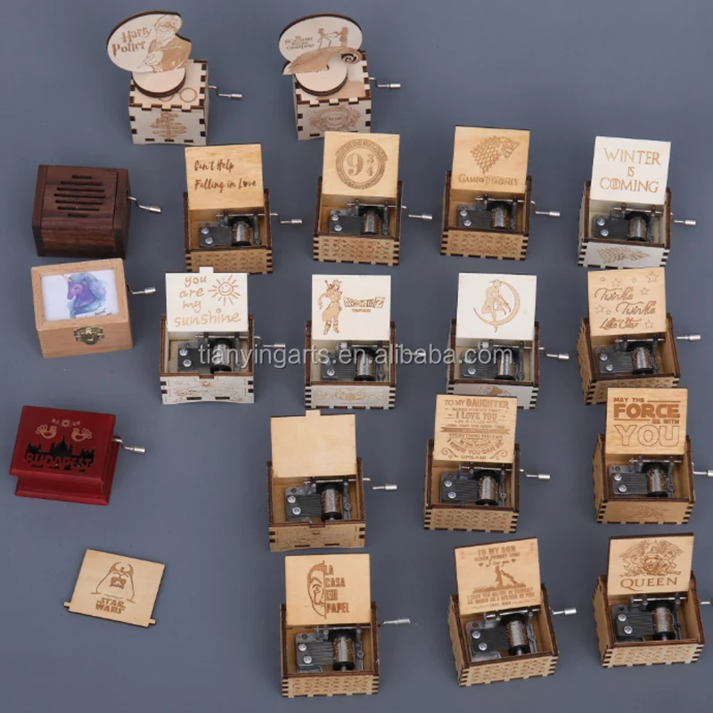 Wholesale Personalized Vintage Christmas Happy Birthday Gift Wooden Crank Customized Music Box