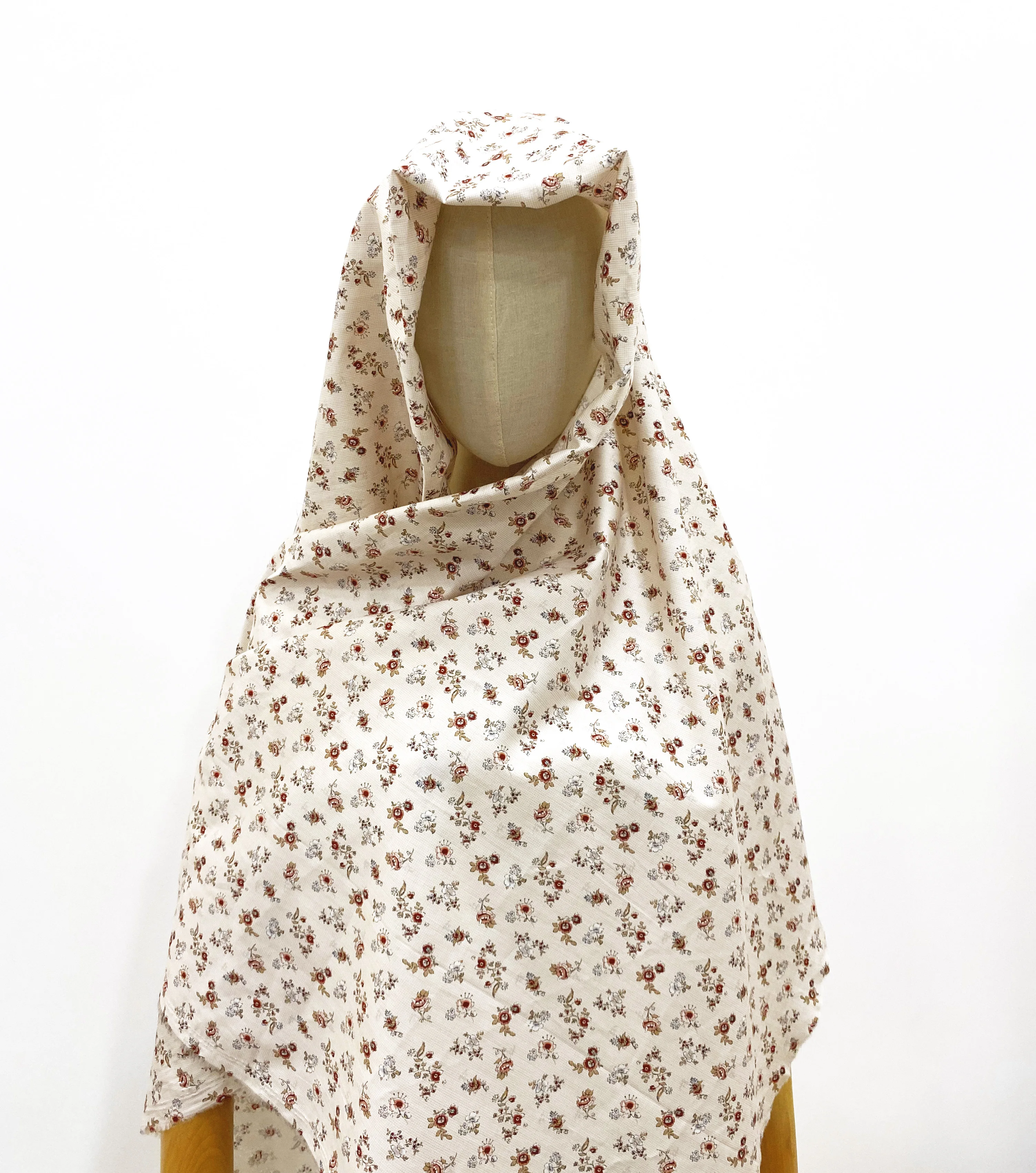 LOW MOQ customization tana lawn liberty garden flower printing twill fabric 100cotton for children dress