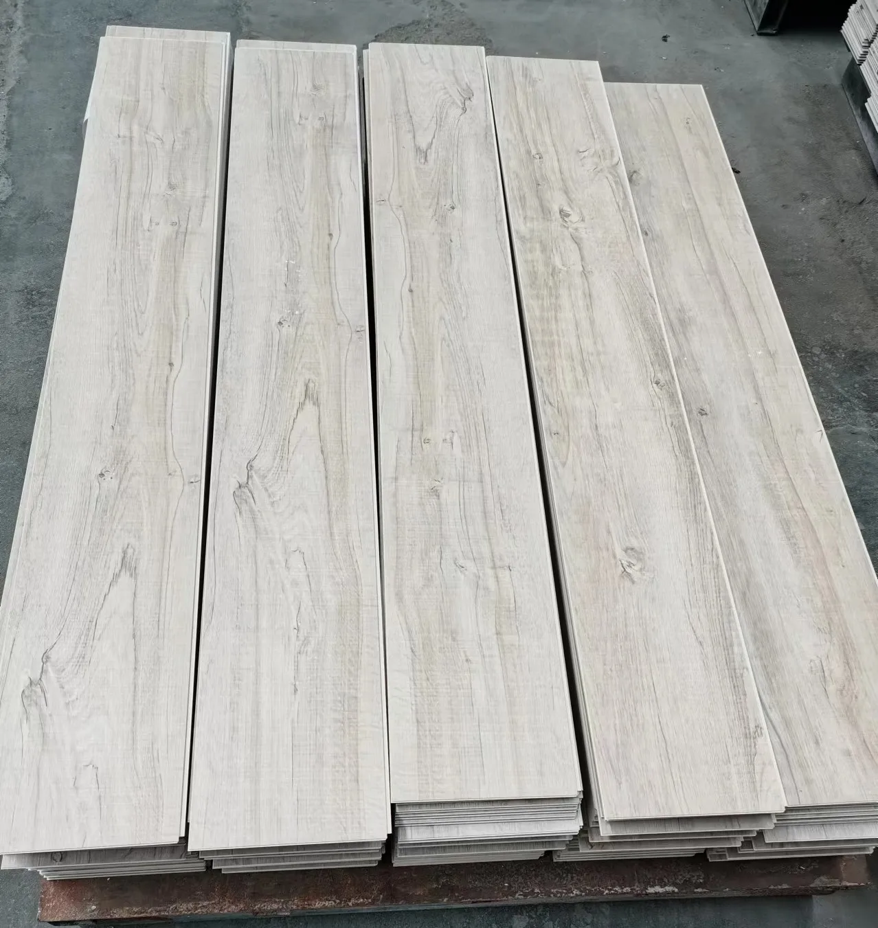 3D embossed finishing wooden PVC vinyl SPC floor with EVA pad