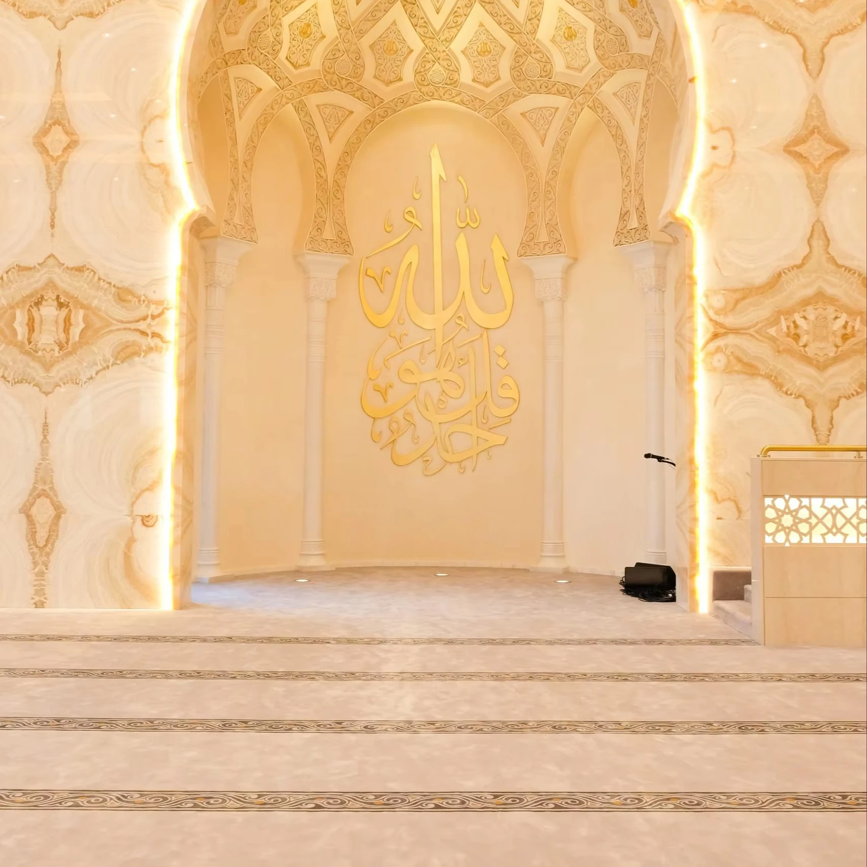 Высокое качество дешевая цена Moschee традиционный дизайн Арабский мусульманский ковер Masjid для